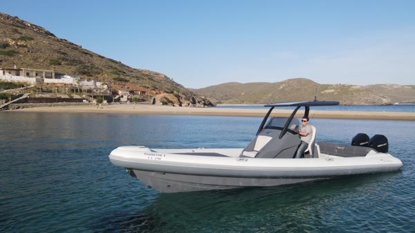 Profile of the RIBCO Blade 30 moored by a sandbar